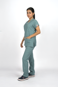 Filiz Yeşili Premium Flex Unisex Likralı Scrubs Doktor Hemşire Üniforma Takım